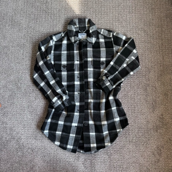✨Last Chance✨ Old Navy Black Plaid Soft-Brushed Utility Shacket - Picture 3 of 8